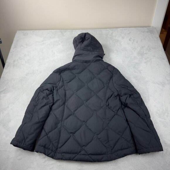 Burberry Black Puffer Jacket With Hood Women’s Size 160A (Small) - Picture 12 of 14